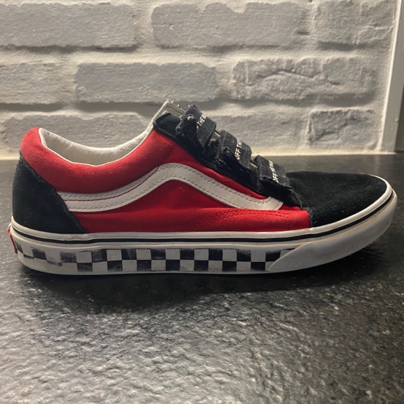 Vans - Picture 2 of 2